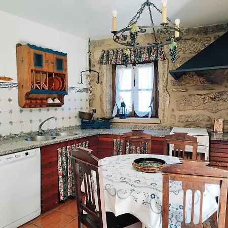 Дом отдыха Casa Cabreiros De Cima Мелгасу