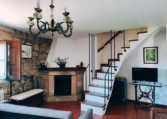 Casa Cabreiros De Cima * Melgaço